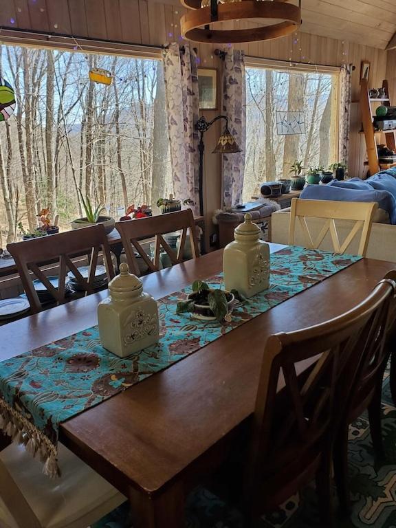 Вілла Treehouse Cathedral In Blue Ridge Mountains, Nc Burnsville Екстер'єр фото